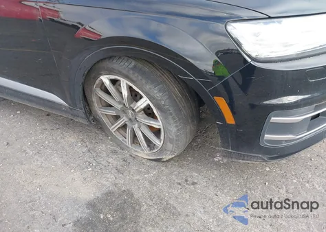 2017 Audi Q7 3.0T Premium z USA, uszkodzony, nr VIN WA1VAAF75HD000409